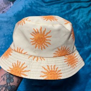 SUN&MOON Bucket Hat